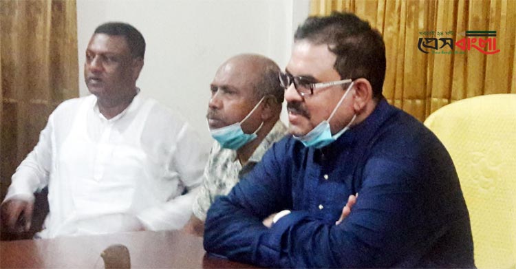 সনদ জালিয়াতি: সংবাদ সম্মেলনে যা বললেন নড়াইল সদর উপজেলা চেয়ারম্যান