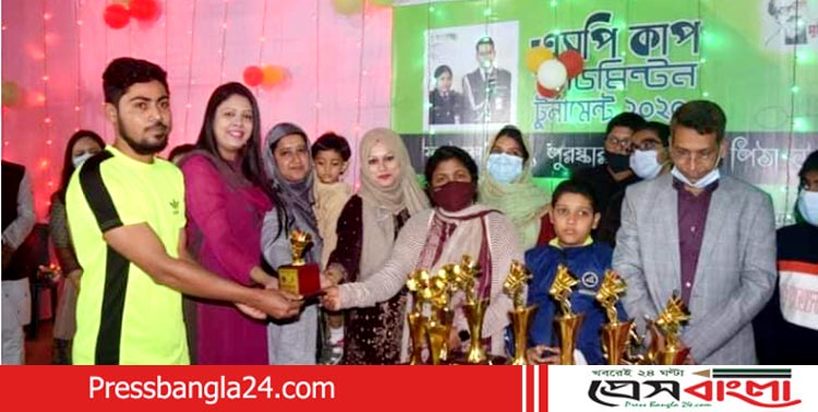 এসপি কাপ ব্যাডমিন্টন টুর্নামেন্টে রূপগঞ্জ থানা জয়ী