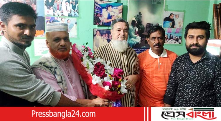 নেতা কর্মীদের ফুলের শুভেচ্ছায় সিক্ত সাইফউল্লাহ বাদল