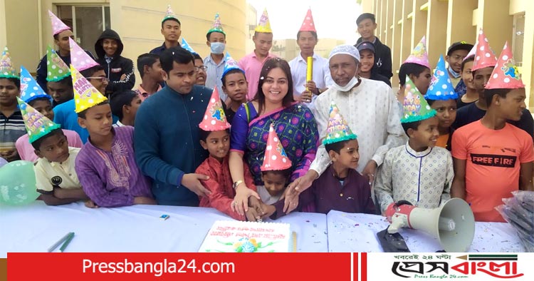 এতিমদের নিয়ে নিজের জন্মদিন পালন করলেন ইউএনও নাহিদা বারিক 