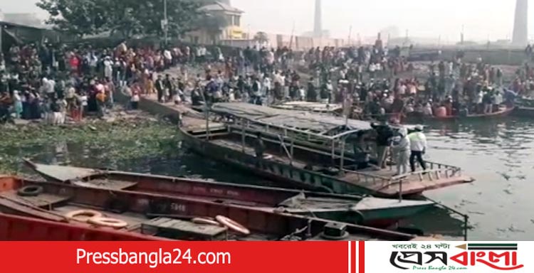 ফতুল্লার ধর্মগঞ্জে ট্রলার ডুবি
